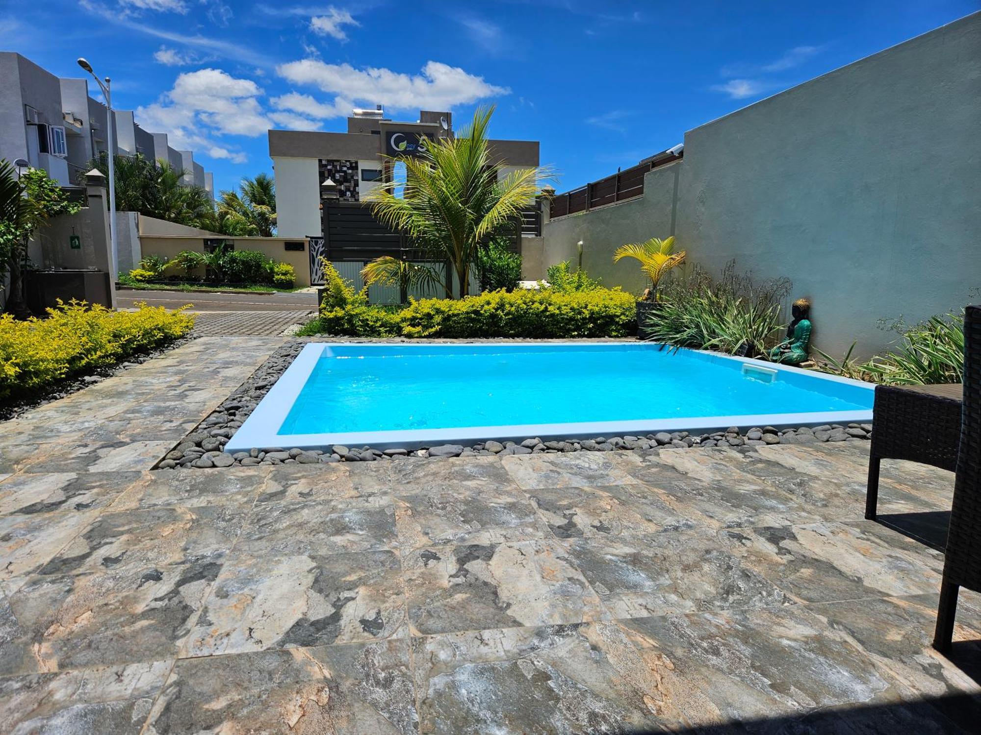 Villa Aahana - Flic En Flac ภายนอก รูปภาพ