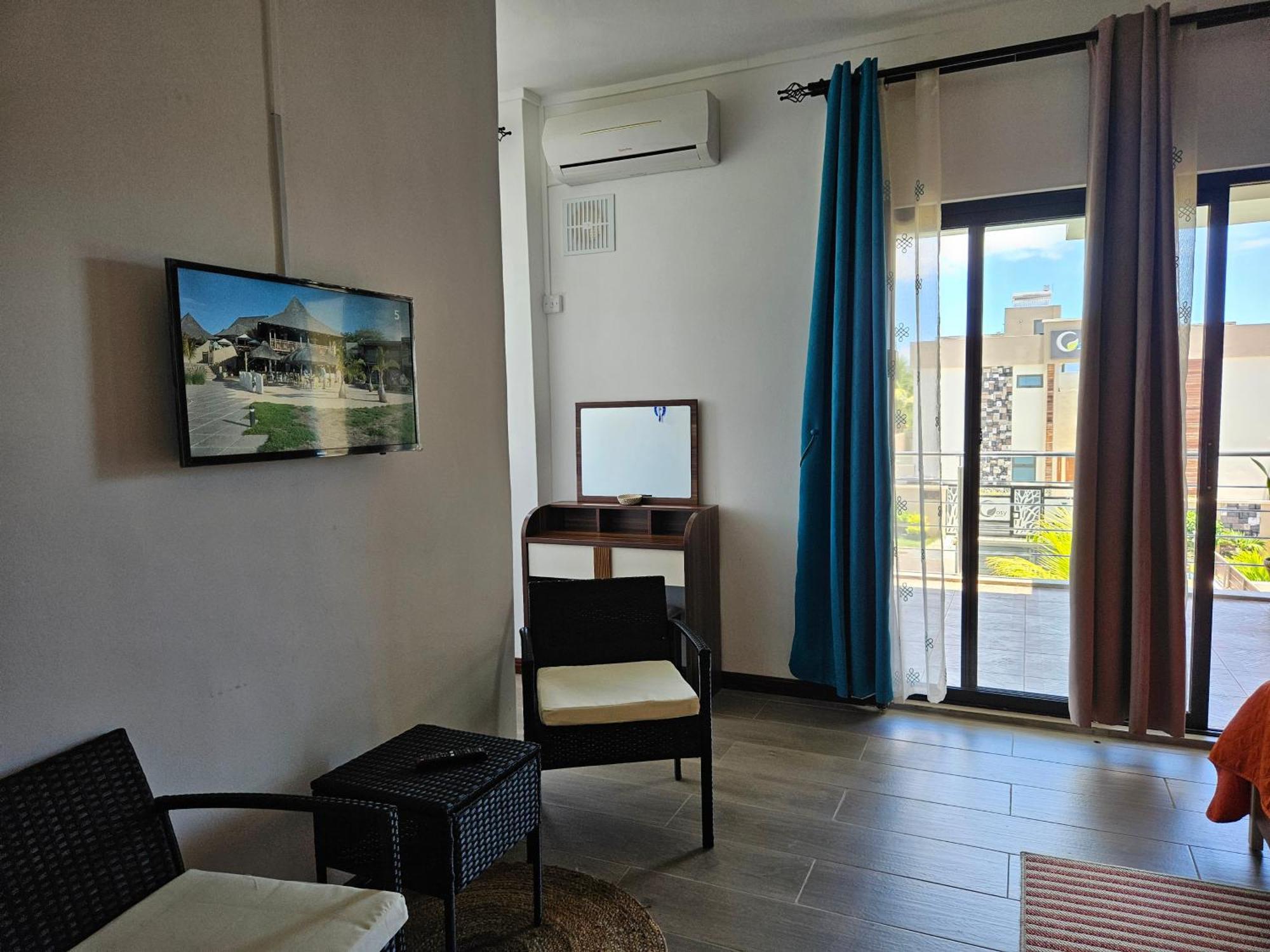 Villa Aahana - Flic En Flac ภายนอก รูปภาพ