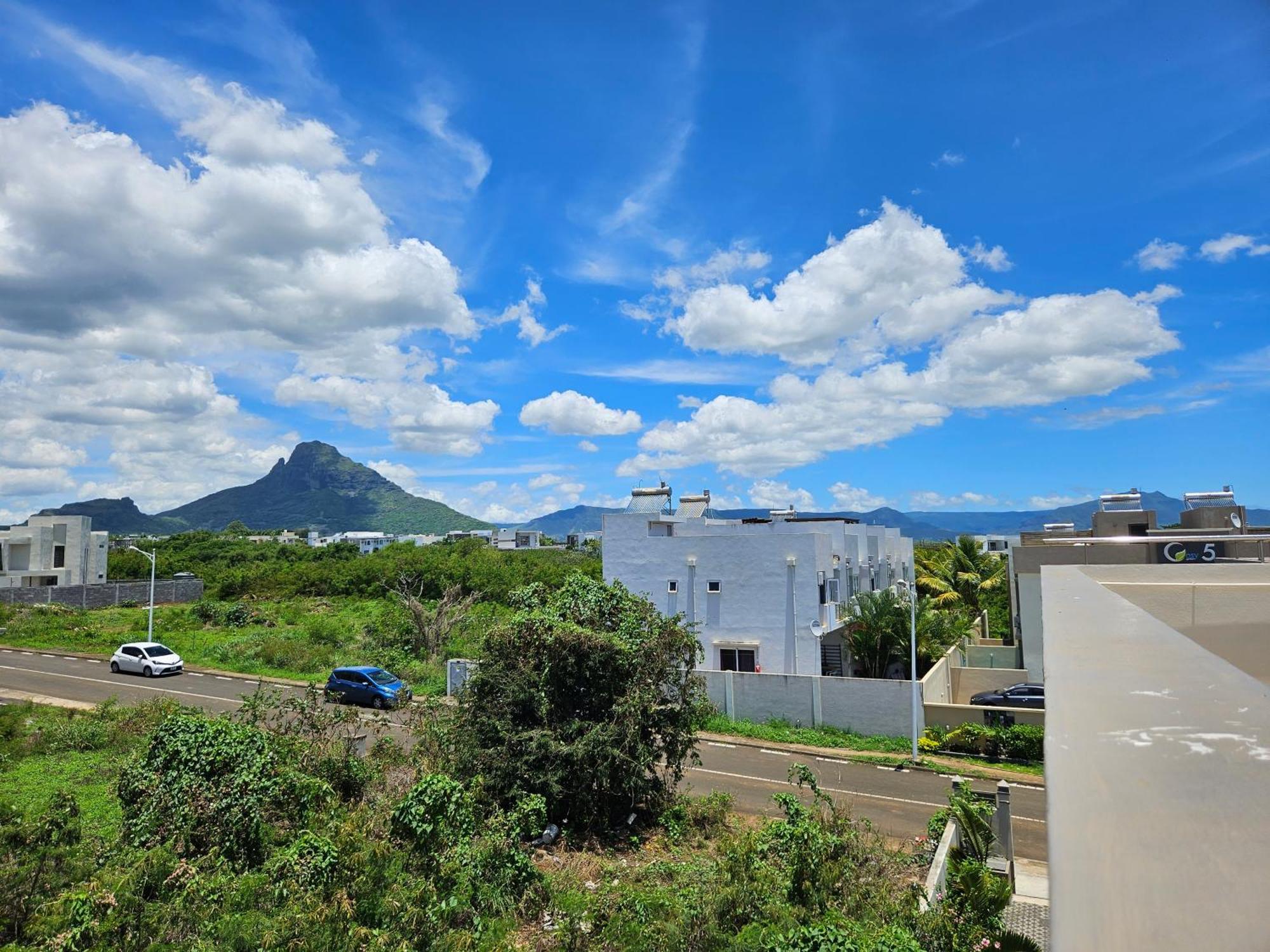 Villa Aahana - Flic En Flac ภายนอก รูปภาพ